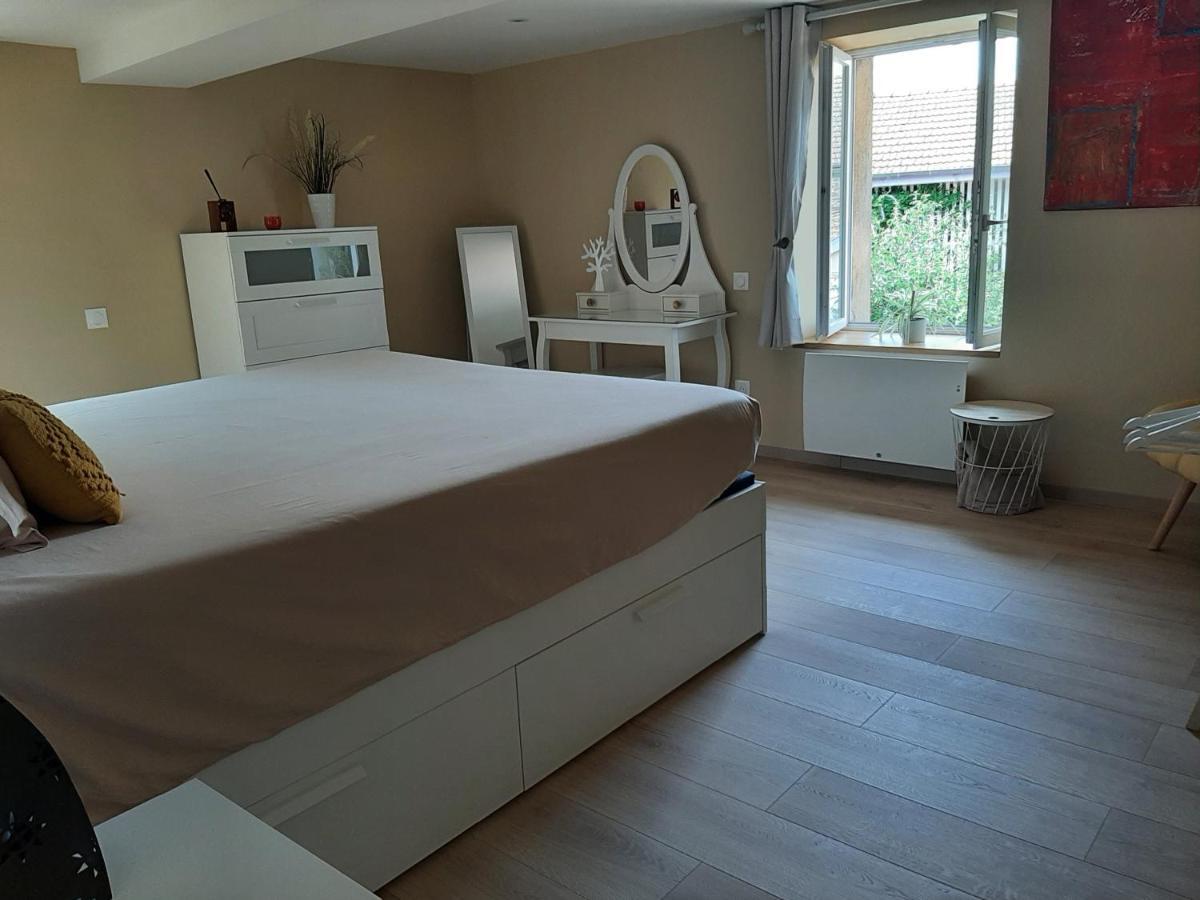 Logement Confortable Dans Residence Privee A Amplepuis Zewnętrze zdjęcie